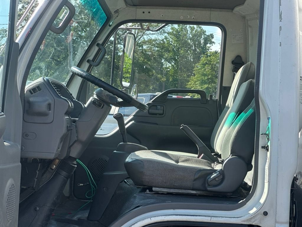 2004 Isuzu W3S042 NPR GAS REG Base