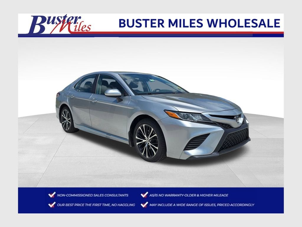 2020 Toyota Camry SE