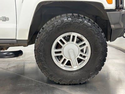 2006 HUMMER H3 Base