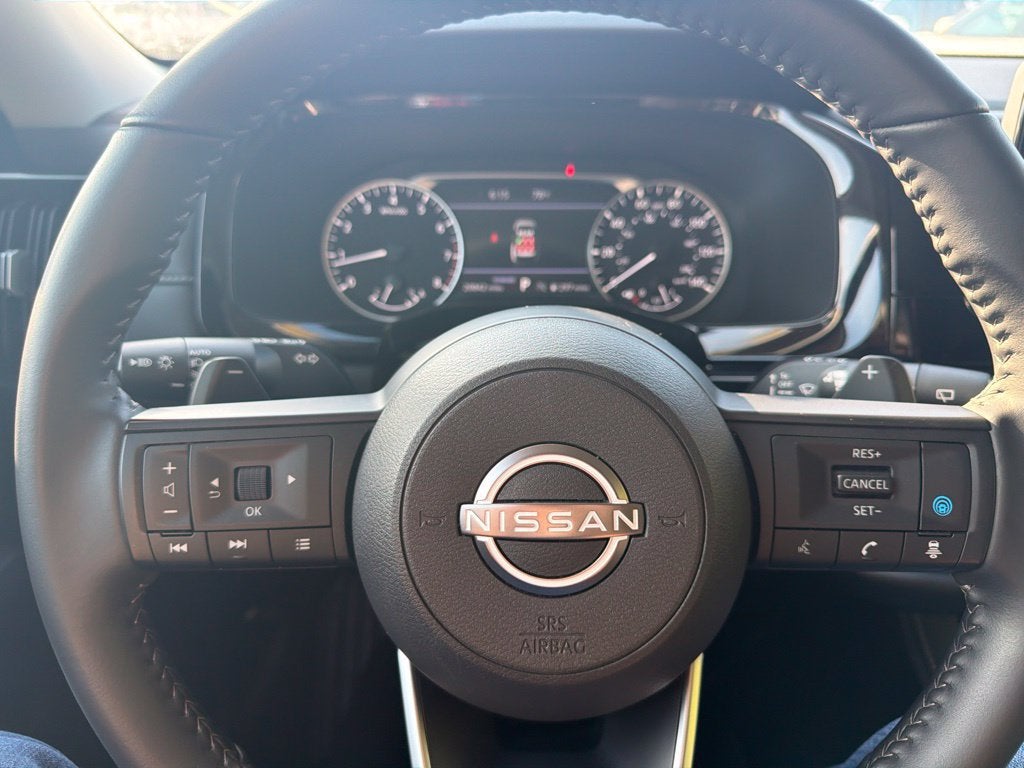 2025 Nissan Pathfinder SV FWD
