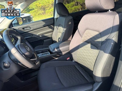 2025 Nissan Pathfinder SV FWD