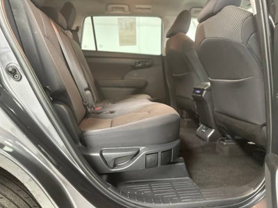2025 Toyota Highlander LE
