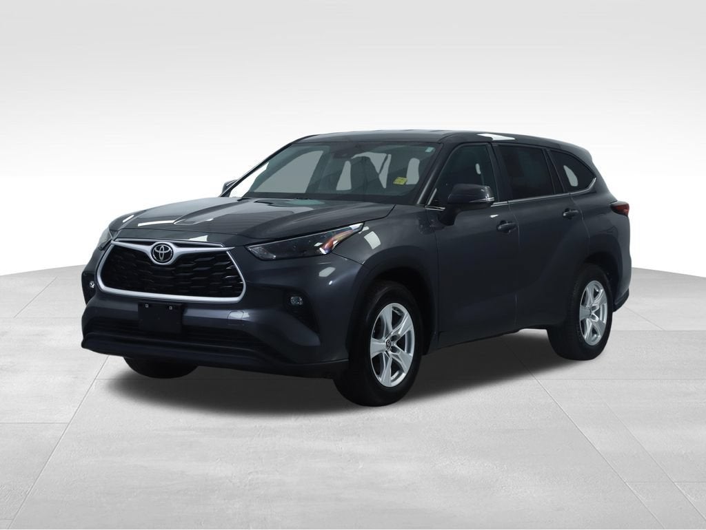 2025 Toyota Highlander LE