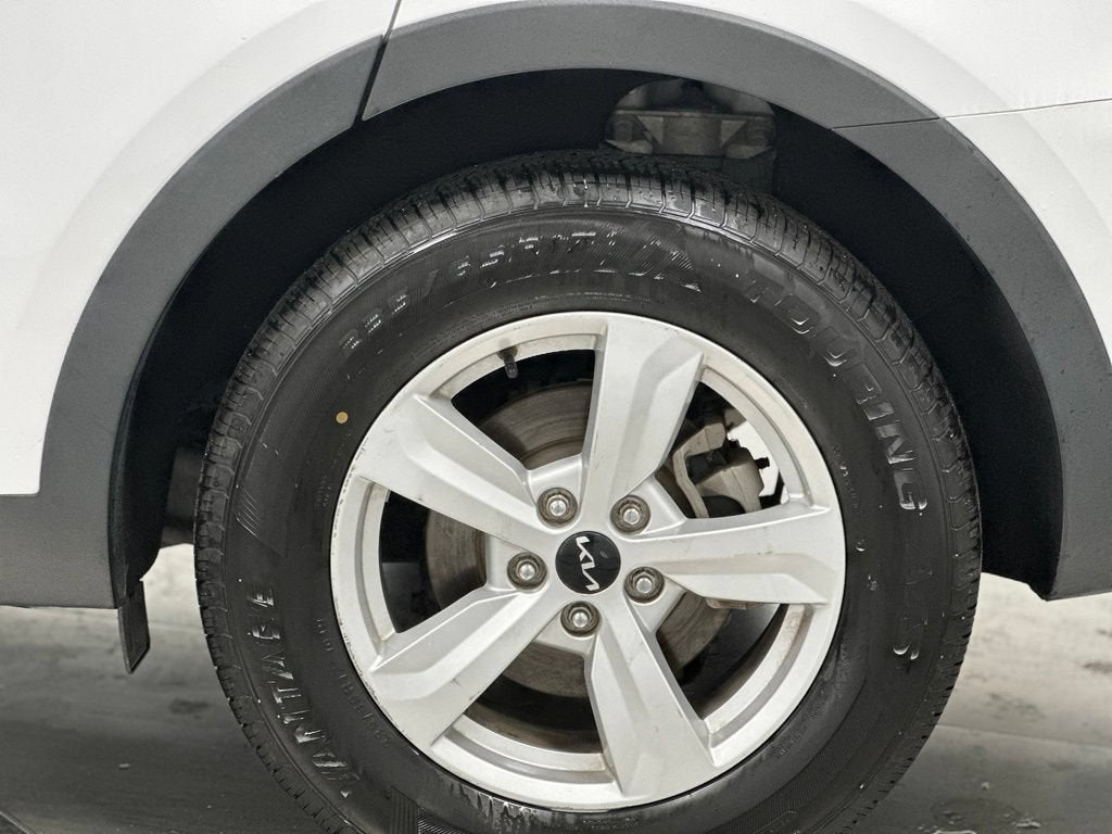 2023 Kia Sorento LX