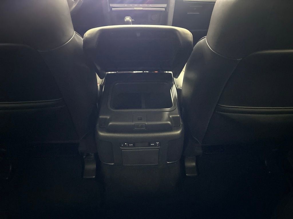 2022 Nissan Armada SV