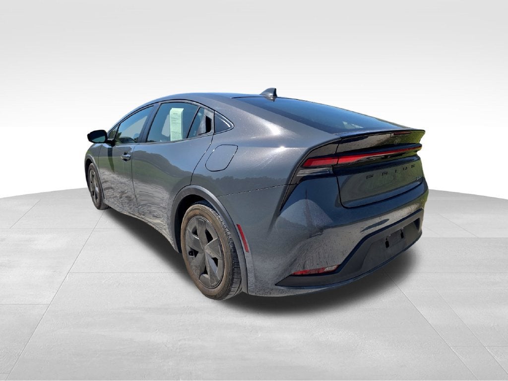 2024 Toyota Prius LE