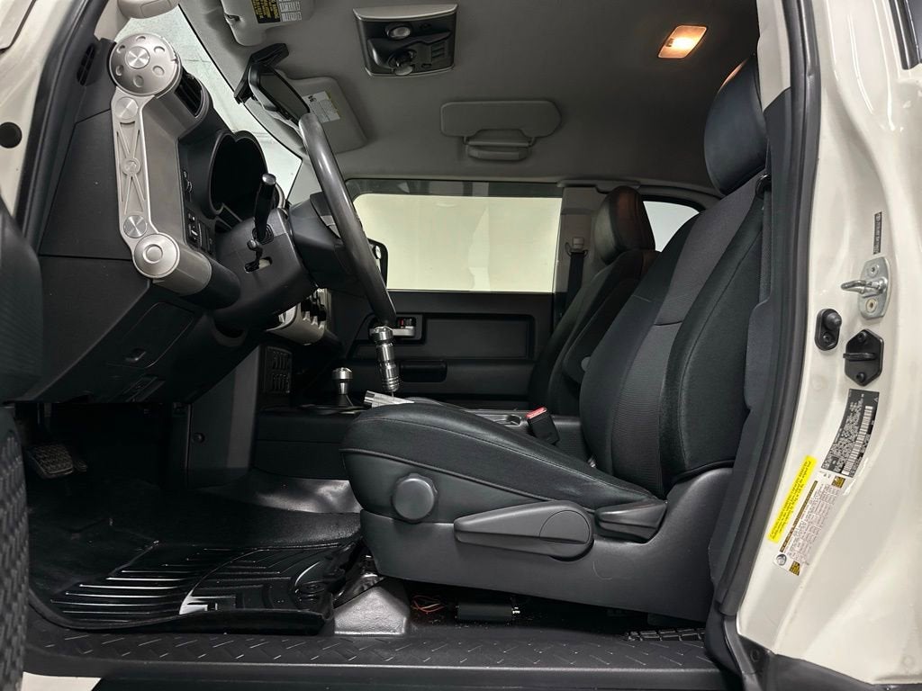 2013 Toyota FJ Cruiser Base