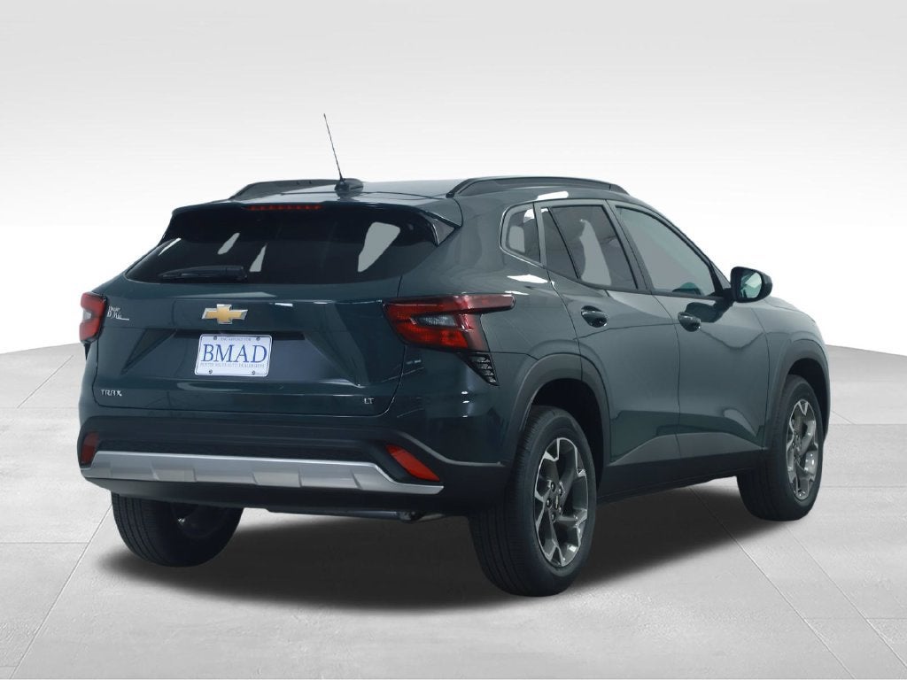 2026 Chevrolet Trax LT - Photo 14