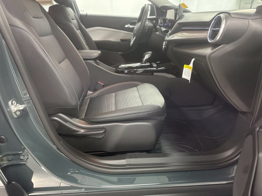 2026 Chevrolet Trax LT - Photo 24