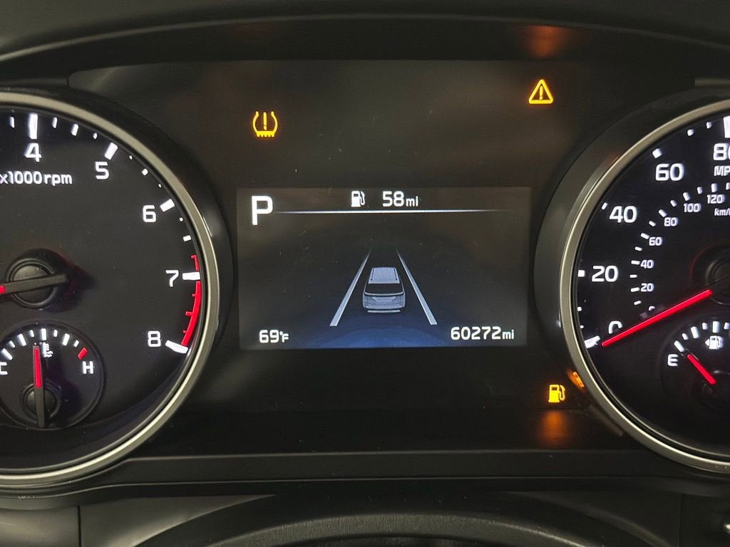 2024 Kia Carnival LX