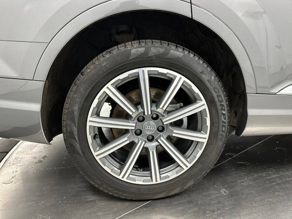 2017 Audi Q7 Premium Plus