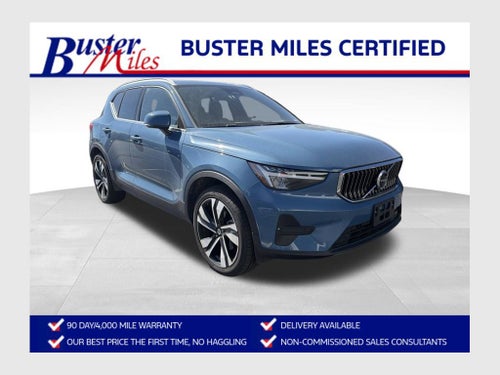 2024 Volvo XC40 Core Bright Theme