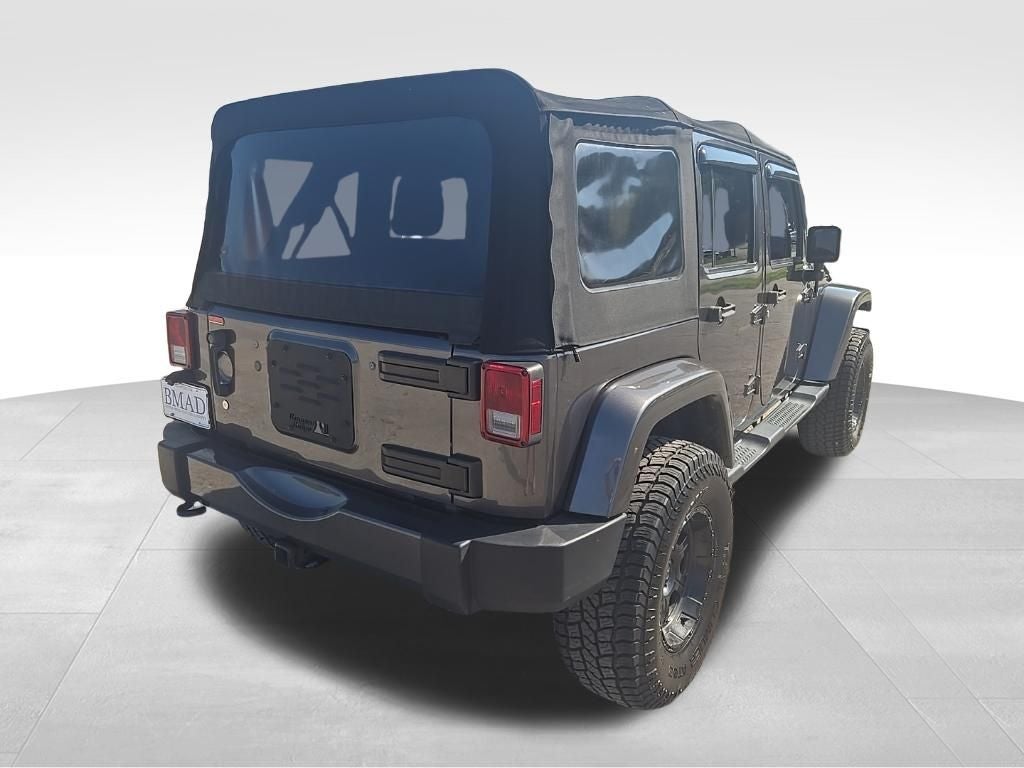 2016 Jeep Wrangler Unlimited Sahara