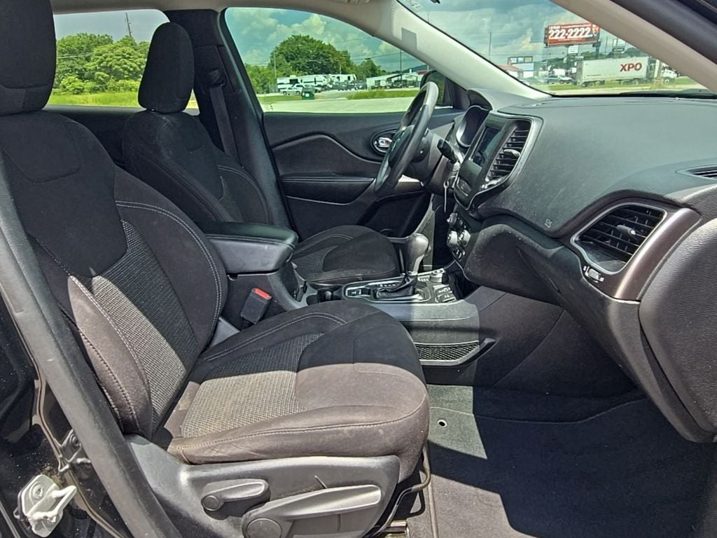 2019 Jeep Cherokee Latitude