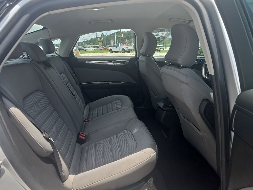 2016 Ford Fusion S