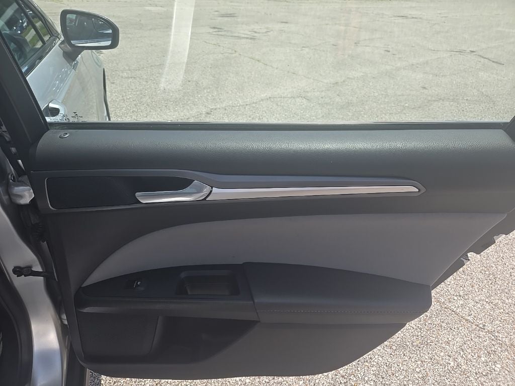 2016 Ford Fusion S