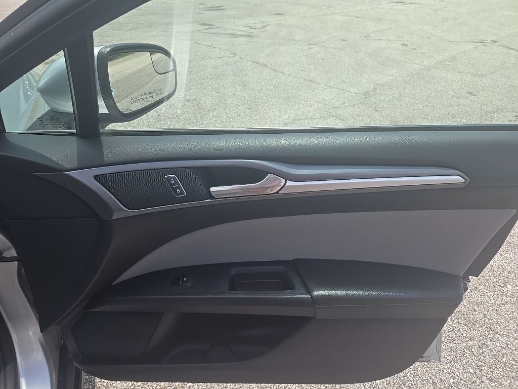 2016 Ford Fusion S