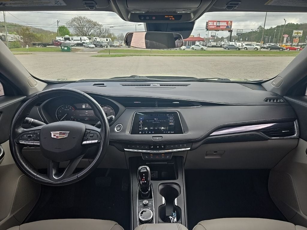 2023 Cadillac XT4 Luxury