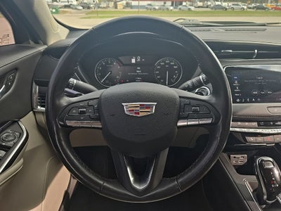 2023 Cadillac XT4 Luxury