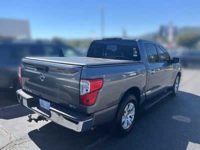 2017 Nissan Titan SV