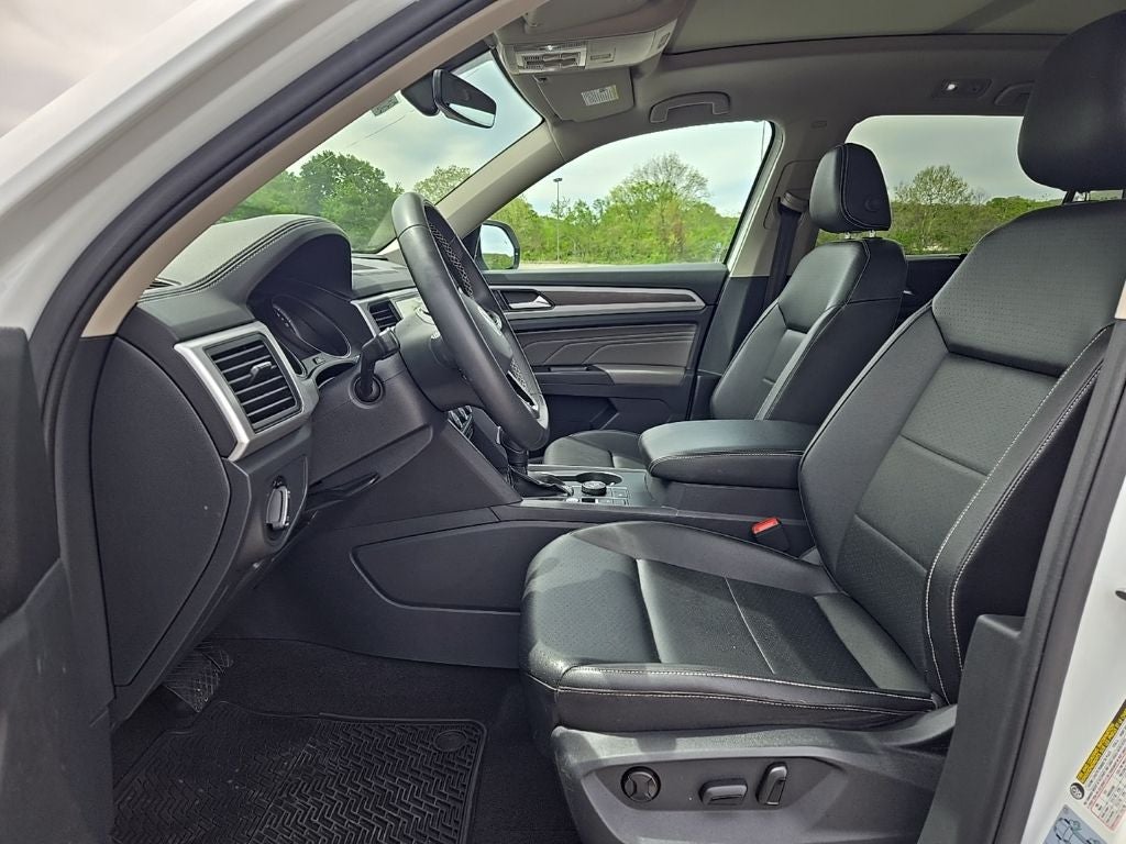 2021 Volkswagen Atlas 3.6L V6 SE w/Technology