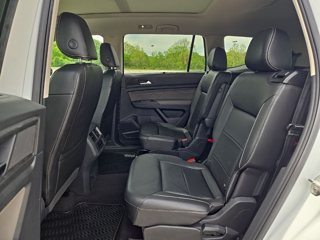 2021 Volkswagen Atlas 3.6L V6 SE w/Technology