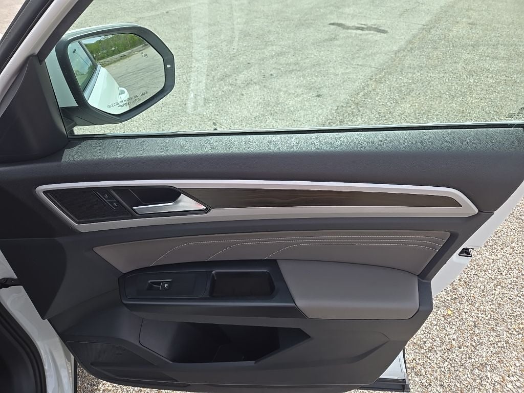 2021 Volkswagen Atlas 3.6L V6 SE w/Technology