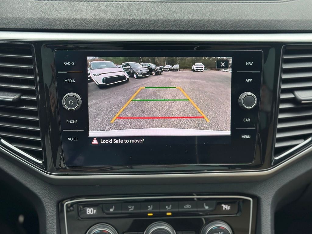 2022 Volkswagen Atlas Cross Sport 2.0T SEL R-Line