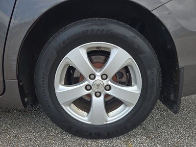 2014 Toyota Sienna LE 8 Passenger