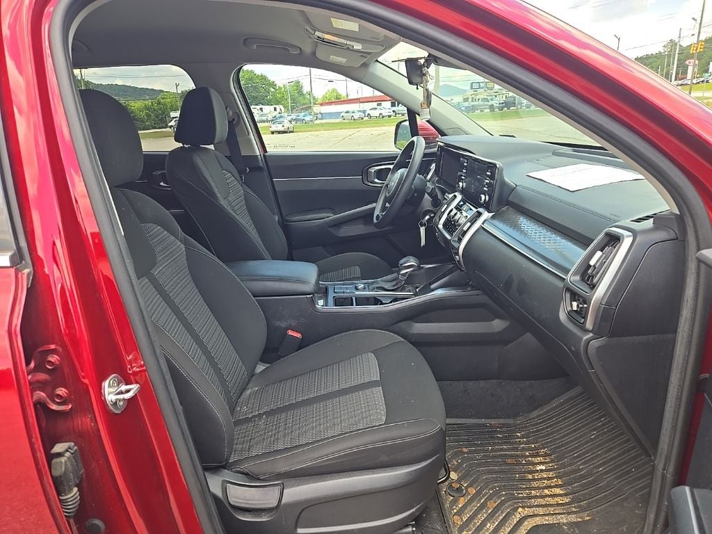 2022 Kia Sorento LX