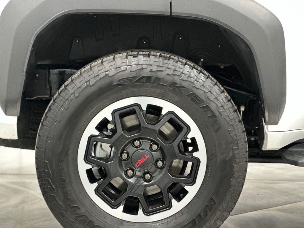 2025 Toyota 4Runner TRD Off-Road