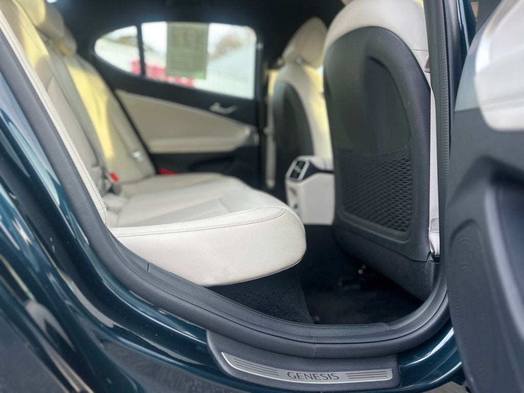 2025 Genesis G70 2.5T