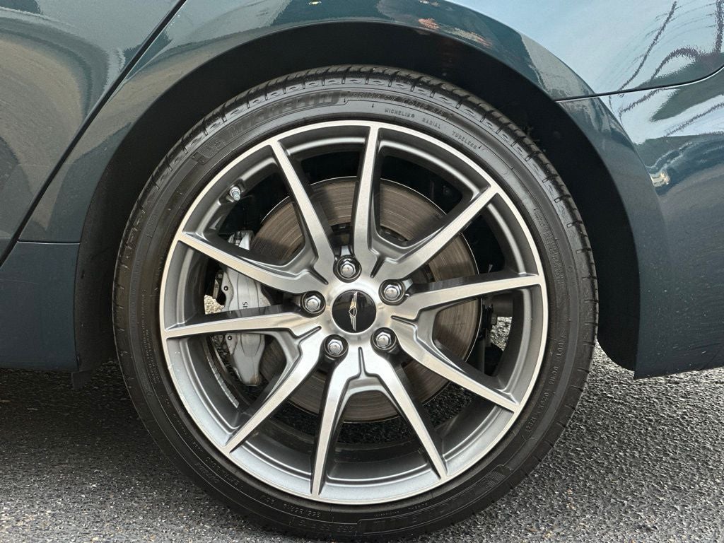 2025 Genesis G70 2.5T