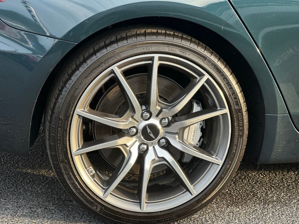 2025 Genesis G70 2.5T