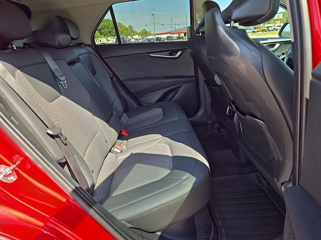 2024 Kia Niro EX