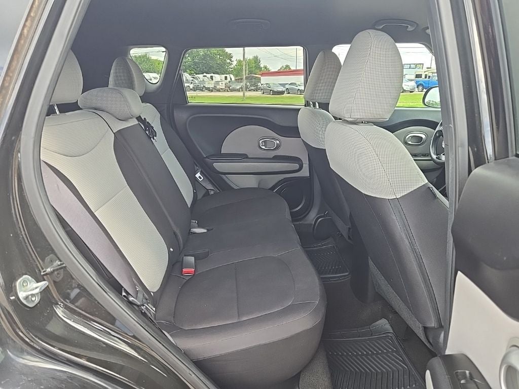 2015 Kia Soul Base