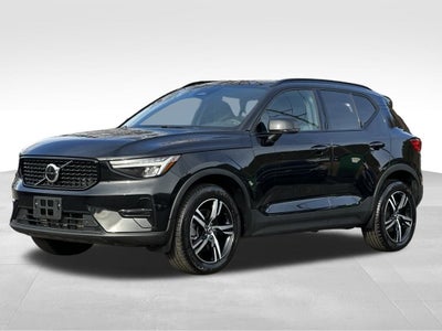 2024 Volvo XC40 B5 Core