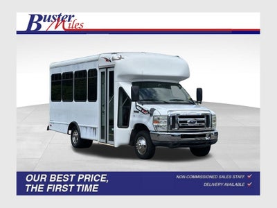 2008 Ford E-350SD Starcraft Bus