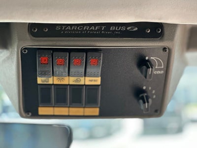 2008 Ford E-350SD Starcraft Bus