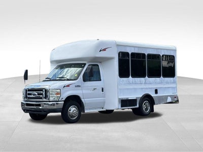 2008 Ford E-350SD Starcraft Bus