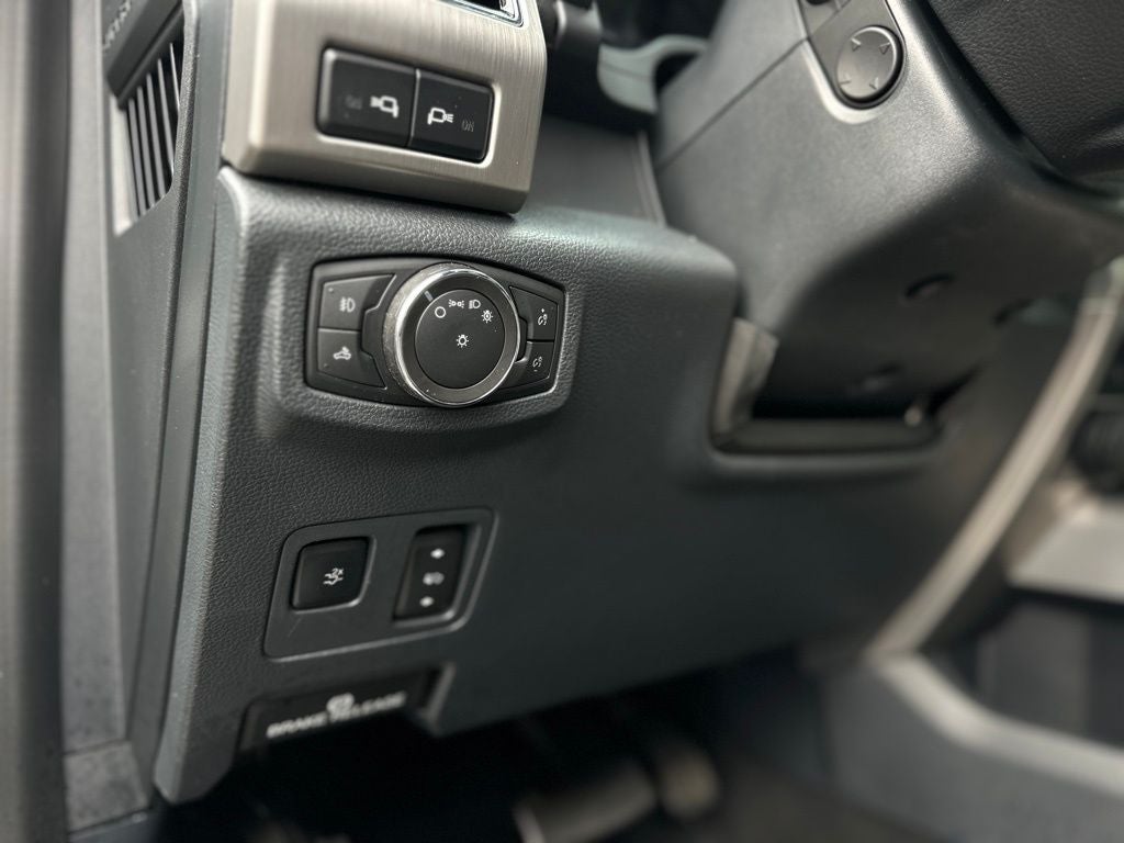 2022 Ford F-350SD Platinum