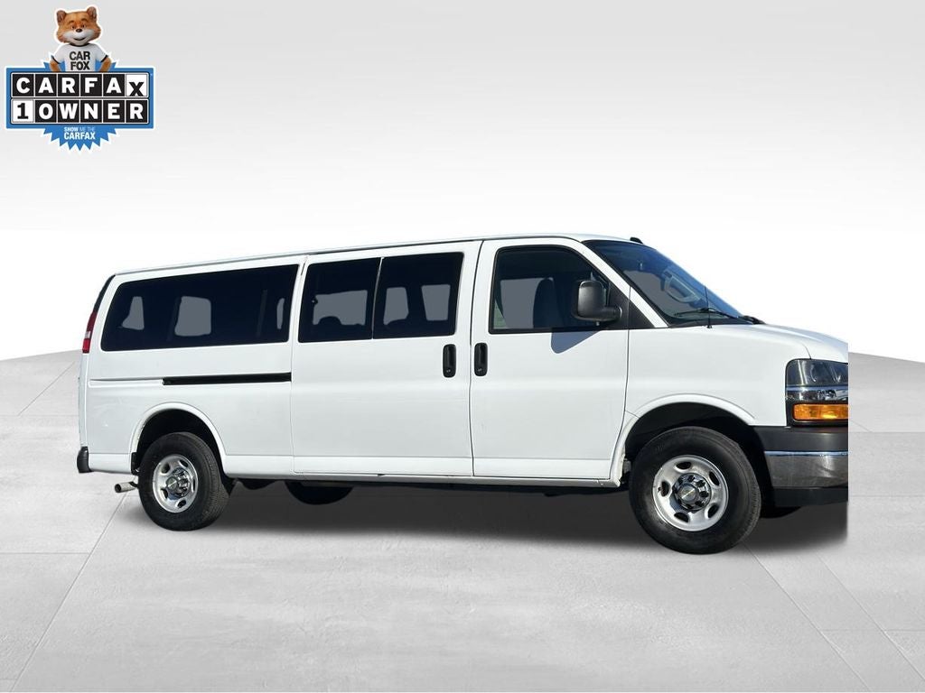 2024 Chevrolet Express 3500 LT Passenger