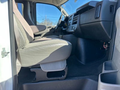 2024 Chevrolet Express 3500 LT Passenger
