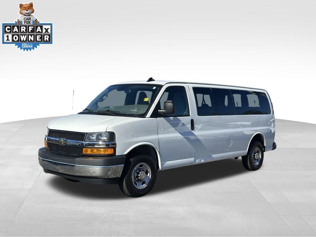 2024 Chevrolet Express 3500 LT Passenger