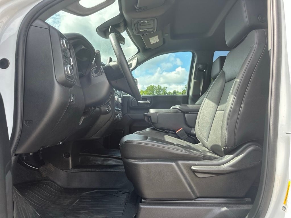 2025 GMC Sierra 2500HD Pro