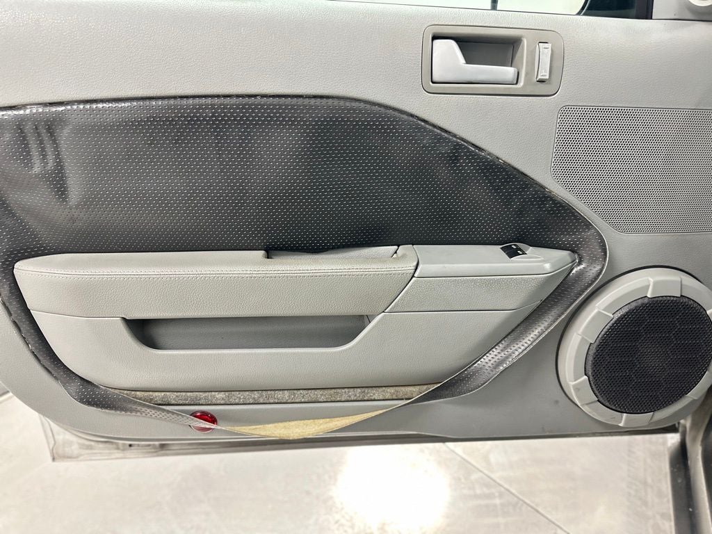 2008 Ford Mustang GT Deluxe