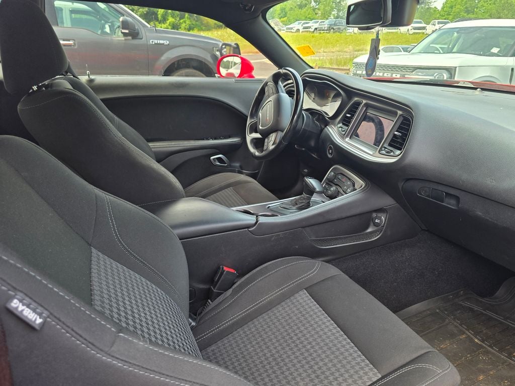 2020 Dodge Challenger SXT