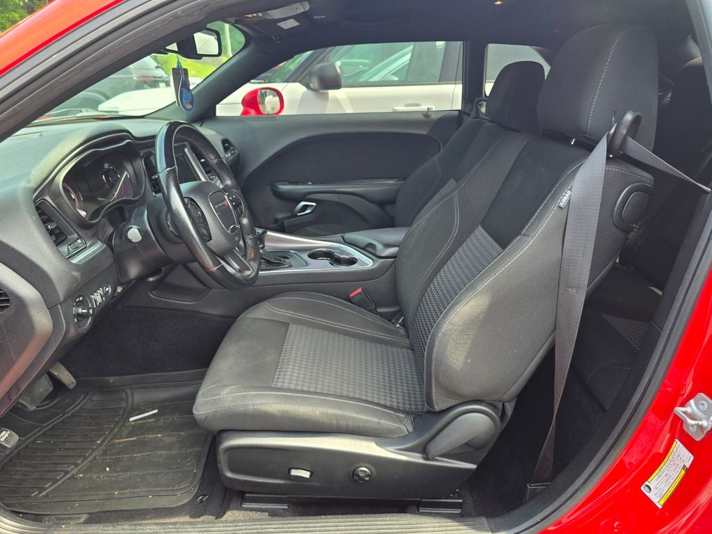 2020 Dodge Challenger SXT