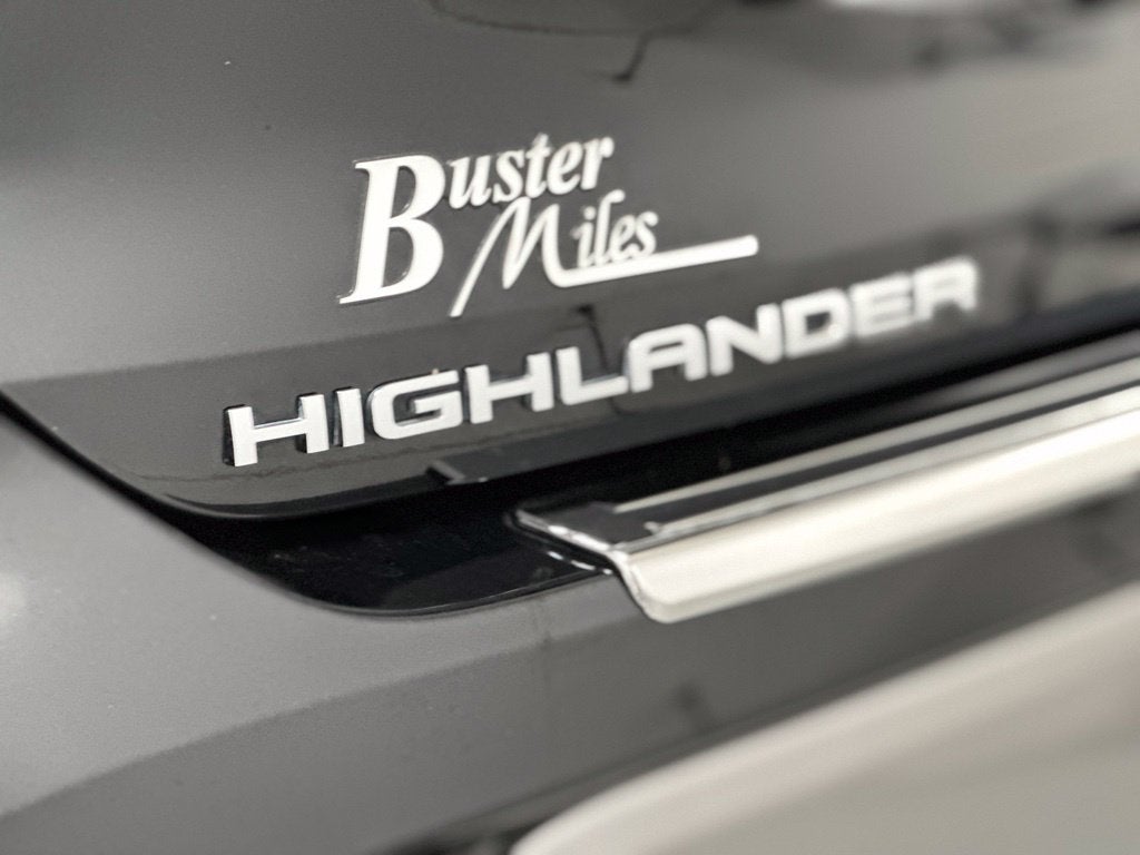 2022 Toyota Highlander Platinum