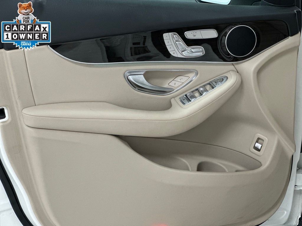 2021 Mercedes-Benz GLC GLC 300